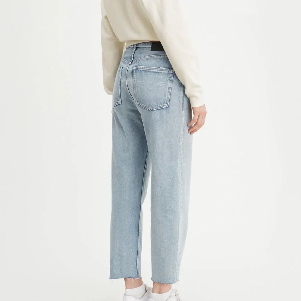 Levi's Premium Barrel Crop Jeans Light Wash 29 - Picture 5 of 16